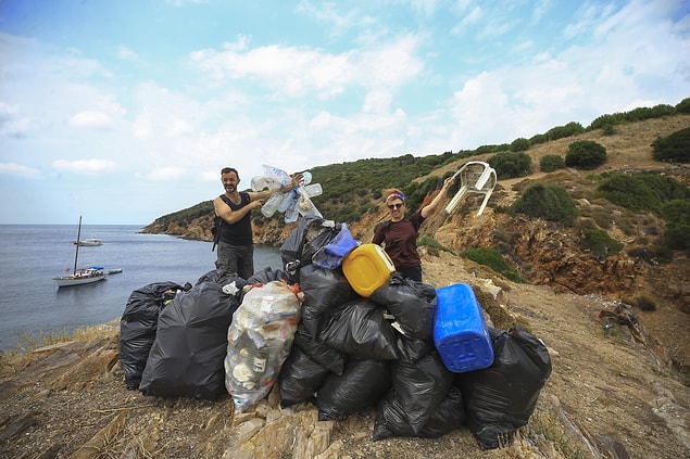 Yelkenci ayrıca plastik poşetlerin ücretli olması uygulamasını da olumlu bulduğunu belirtti.