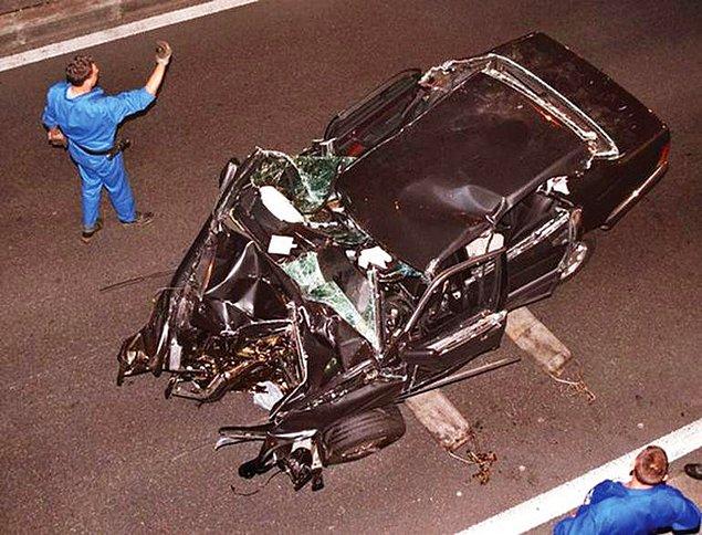 1997 - Prenses Diana ile arkadaşı Dodi Al Fayed, Paris'te bir trafik kazasında öldüler.