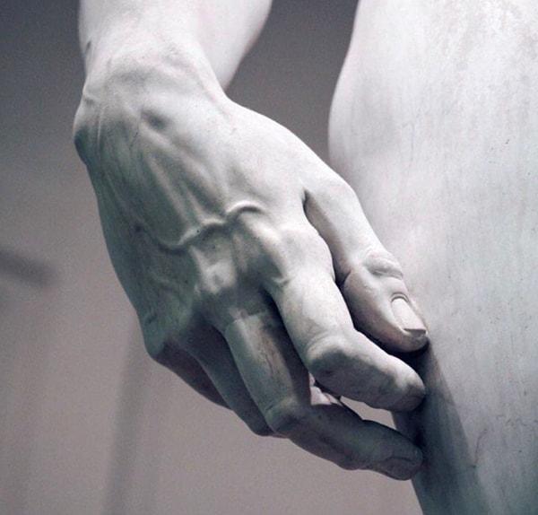9. Michelangelo'nun Davut heykelinden bir detay...