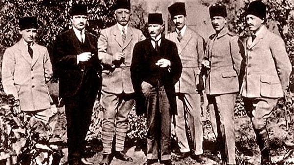 18 Aralık tarihinde Atatürk önderliğideki heyet Ankara'ya doğru yola çıktı.