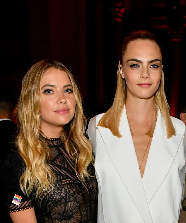 Ashley Benson A Olan Askini Vucuduna Kazitan Cara Delevingne Bugune Kadar Iliskisi Hakkinda Neden Sessiz Kaldigini Acikladi Onedio Com