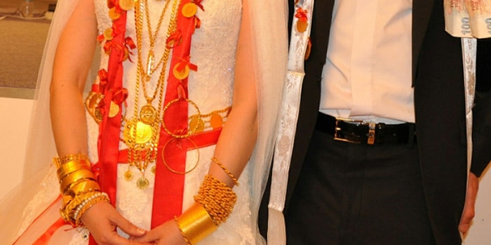 Düğününde Ne Kadar Altın Ne Kadar Para Takılacak?