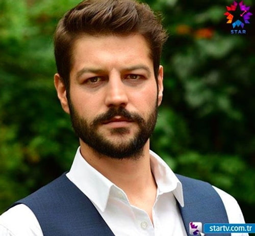 Serhat Teoman da Ali Kemal Karasu karakterine, Ceyda Ateş de Şule Karasu'ya can veriyor. Bu ikili de evli. 2 tane çocukları var. Fakat biri evlatlık.