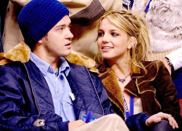 Бритни Спирс и Джастин Тимберлейк, 2002 год