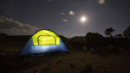 İstanbul'daki Depremin Ardından Çadır, Düdük, El Feneri ve Battaniye Satışları Katlandı