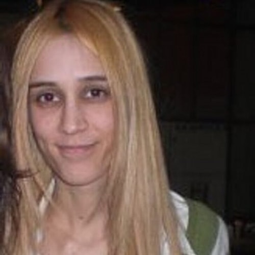 Önceki halinden eser yok resmen. Hatırlıyorsanız kendisi çok zayıftı bu nedenle değişimine de kilo alarak başlamış. Yanaklar dolunca kendine gelmiş resmen.