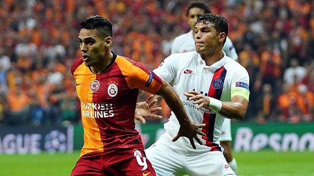 Şampiyonlar Ligi'nde evinde 3-0'lık Real Madrid galibiyeti ile başlayan Paris St Germain ise ikide iki yaptı.