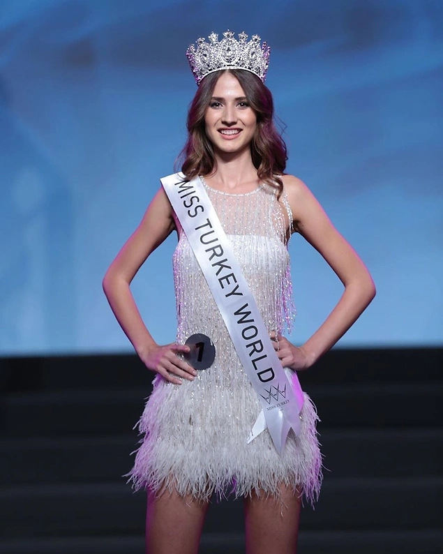 İşte karşınızda Miss Turkey 2019'un en güzeli Simay Rasimoğlu!