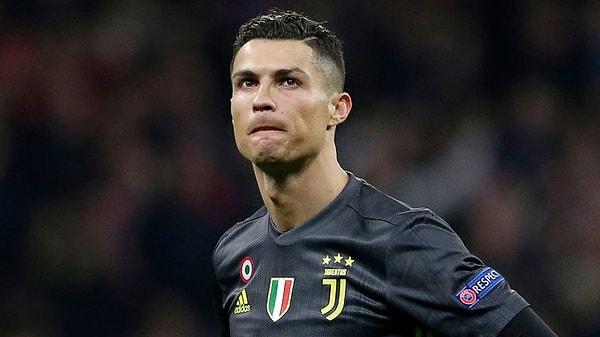 Futbol tarihinin gelmiş geçmiş en iyi futbolcuları arasında gösterilen, özellikle disiplin ve azmiyle herkesi geride bıraktığı kabul edilen Juventus'un 34 yaşındaki futbolcusu Cristiano Ronaldo formda kalma sırlarıyla ilgili yeni açıklamalarda bulundu.
