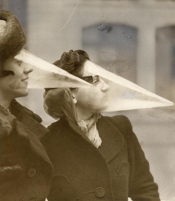 6. Kar fırtınasından korunmak için plastik maske takan kadınlar. Kanada, 1939.