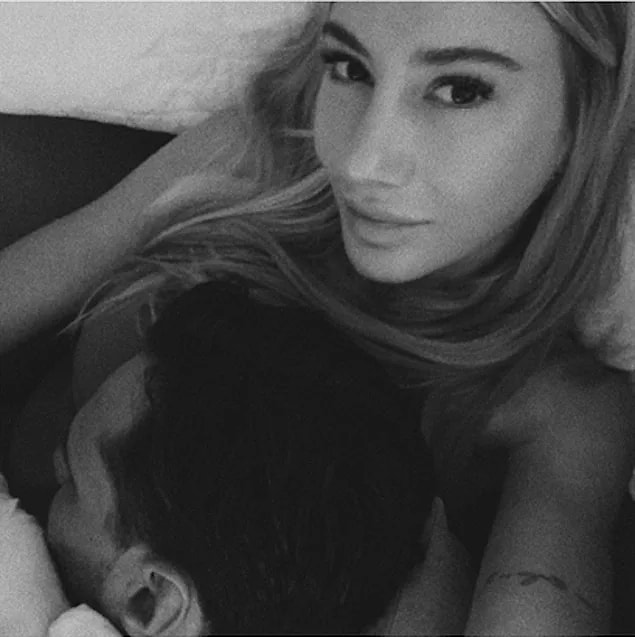 5. Şeyma Subaşı dün, çok konuşulan aşkı Guido Senia ile oldukça samimi pozlarını Instagram'dan paylaştı.