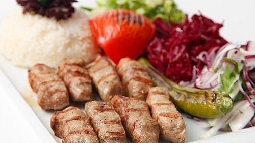 Türk Mutfağının Demirbaşı Olan Köftenin Her Haline Bayılanları Buraya Alalım!