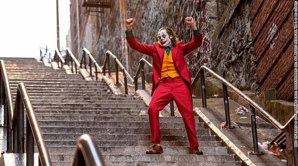 Bu ay vizyona giren 'Joker' filminin hayranları,  merdivenleri turistik bir yere dönüştürdü desek yerinde olur.