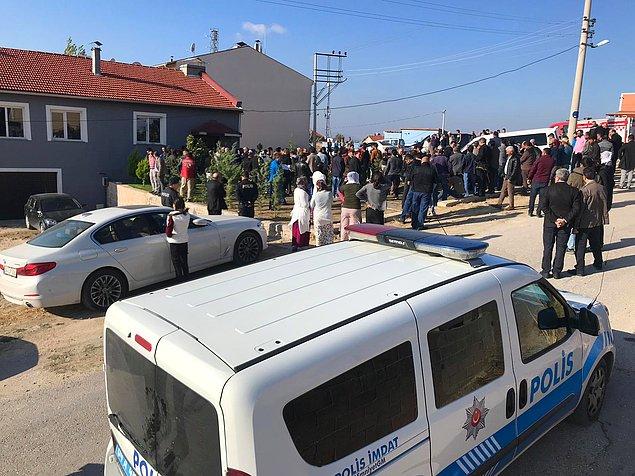 Sağlık ekibinin yaptığı kontrolde, Bülent Yaşar ve 3 çocuğunun yaşamlarını yitirdiği belirlendi