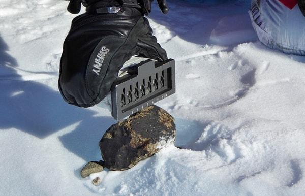 15. Kuru ve soğuk iklimi meteorların korunmasına yardımcı olduğundan dolayı Antarktika meteorları bulmak için en iyi yerlerden biri olarak bilinir.