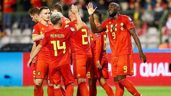 FIFA'nın internet sitesinden açıklanan ekim ayı dünya sıralamasına göre Belçika, zirvede yer almayı sürdürdü. Fransa 2, Brezilya ise 3. sıradaki yerini korudu.