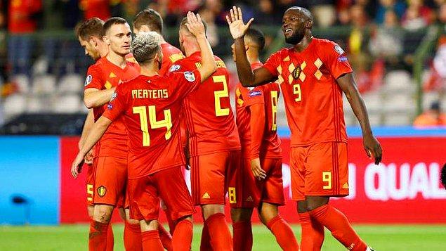 FIFA'nın internet sitesinden açıklanan ekim ayı dünya sıralamasına göre Belçika, zirvede yer almayı sürdürdü. Fransa 2, Brezilya ise 3. sıradaki yerini korudu.