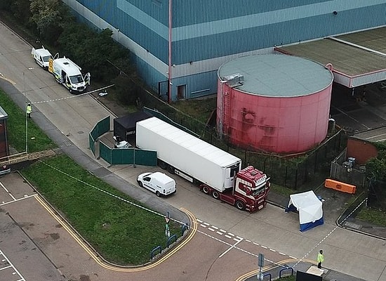 İngiltere'de Bir Tır İçinde 39 Kişinin Cesedi Bulunmuştu: Çin Vatandaşı Oldukları ve Donarak Öldükleri İddia Edildi