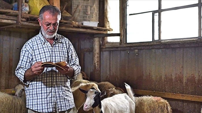 Koyuncu Baba, Okuma Aşkıyla 45 Bin Kitap Biriktirdi: 'Kitap Okumazsak, Çocuklarımız da Okumaz'