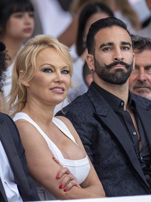 Pamela Anderson'dan Olaylı Bir Şekilde Ayrılan Adil Rami Aşkı Chloe Sims'te Buldu!