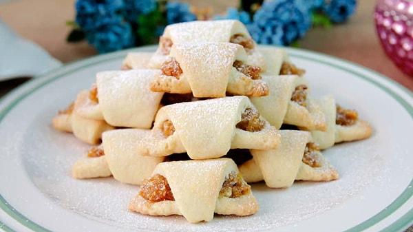 Elmalı kurabiye yapmak için gereken malzemeler: