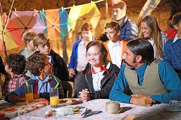 8. Mahsun Kırmızıgül, 6 Aralık'ta vizyona girecek olan 'Mucize 2 Aşk' filminde Down Sendromlu çocukları oynattı.
