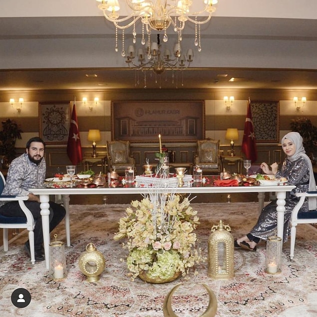 Özellikle Büşra Nur Söylemez'in hayat tarzı kimilerine göre oldukça gösterişli bulundu ve Büşra Hanım'ın paylaşımları, mevlit töreninden sonra sosyal medyada olay yarattı.