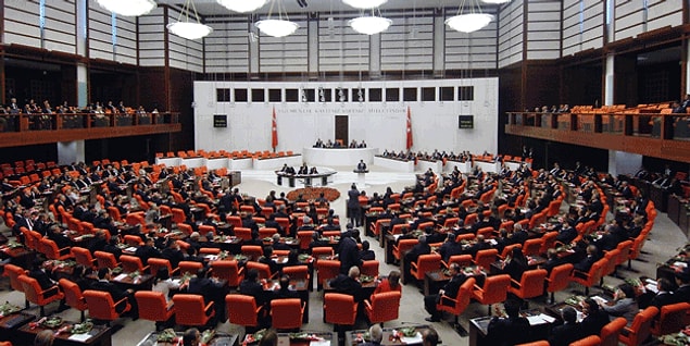 Bizde bu tartışmalar devam ededursun, bakalım dünyada sistem nasıl işliyor?
