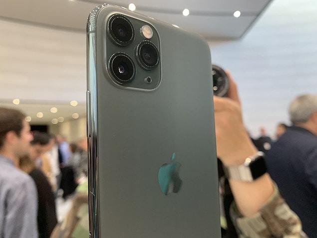 iPhone 11'in tüm dünyayı sallayan yeni telefonlarının ardından, iPhone 12 Pro ve iPhone 12 Pro Max ile ilgili yepyeni detaylar ortaya çıktı.