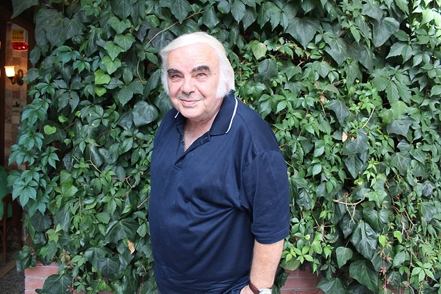 Enis Fosforoğlu