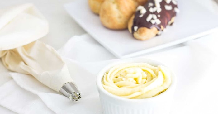 Tatlılarınız Kendi Yaptığınız Krema İle Çok Daha Leziz Olacak! Pastacı Kreması Nasıl Yapılır?