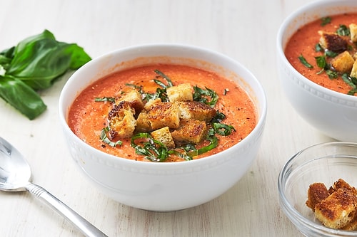 Gazpacho Tarifi: İspanyolların Sevdiği Lezzet Gazpacho Nasıl Yapılır?