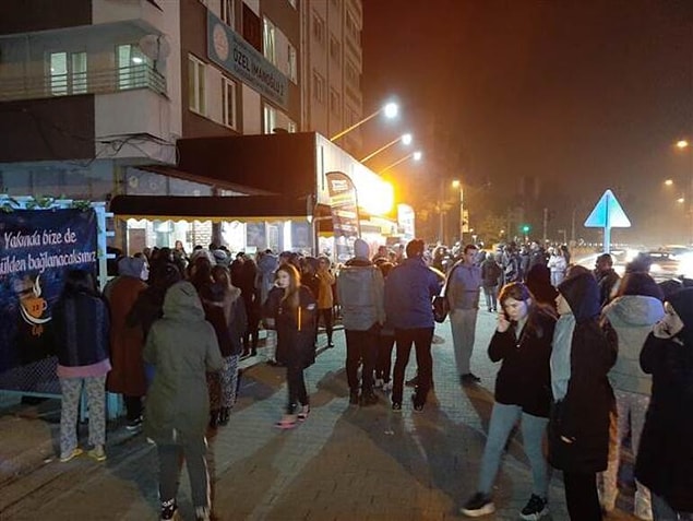 Artçılar sürüyor