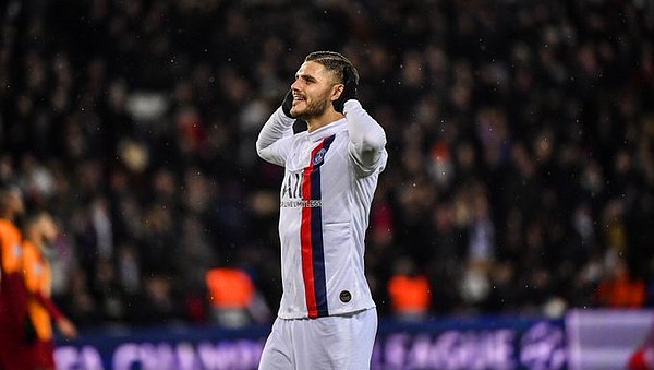 32.dakikada PSG, Icardi'nin attığı golle 1-0 öne geçti.