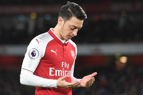 Mesut Özil'in 'Doğu Türkistan' Paylaşımına Arsenal Destek Vermedi: 'Şahsi Fikri'