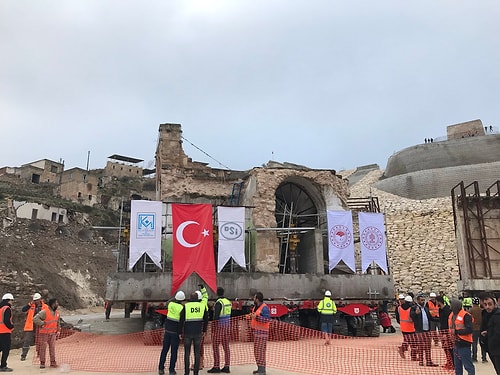 Sular Altında Kalacak 12 Bin Yıllık Hasankeyf'teki Son Eser Er-Rızk Camii Taşınıyor