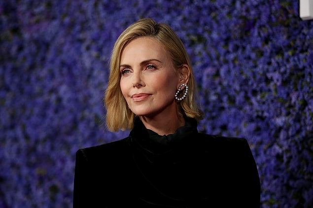 Charlize hayatı üzerinde büyük bir etki bırakan bu anı anlatırken şunları söylüyor: