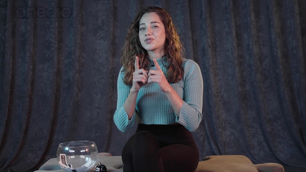 Özge Özacar Sosyal Medyadan Gelen Soruları Yanıtlıyor!