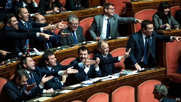 13. "Parlamento"