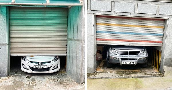 12. Güney Kore'ye giderseniz kapıları tam kapanmamış garajlar göreceksiniz çünkü çok fazla boş alan olmadığı için park alanları da çok küçük.