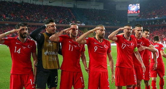 UEFA 'Asker Selamı' Nedeniyle Milli Takıma 50 Bin Euro Ceza Kesti