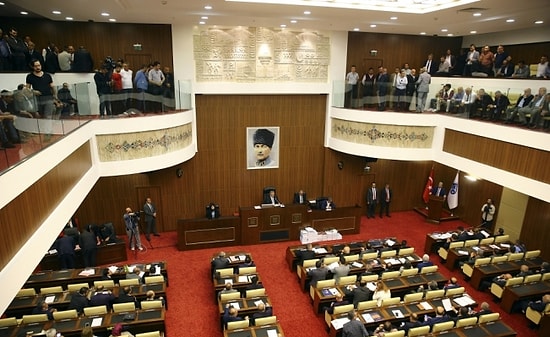 Aygün'e CHP'li Meclis Üyelerinden Yanıt: 'İvedilikle Tüm Kayıtları Göstermeye Davet Ediyoruz'