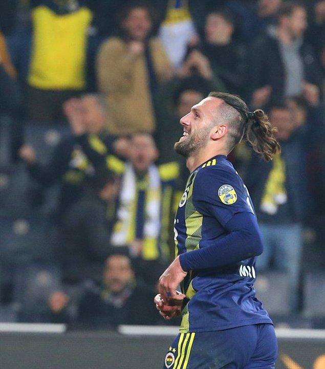 58 .dakikada Fenerbahçe Vedat Muriç ile durumu 3-1 yaptı. Sağ kanattan gelen Isla kale sahasına ortaladı Vedat dokundu ve golü attı.