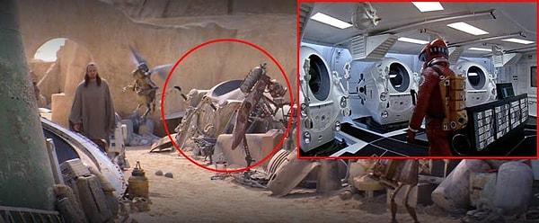 18. The Phantom Menace'ta, Watto'nun hurdalığında bir EVA kapsülü görebilirsiniz. Kapsül, 2001: A Space Odyssey'de meşhur olmuştu.