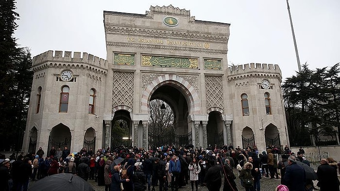 Profesörden Öğrenciye Etek Boyu Nedeniyle Hakaret: 'Üniversiteye Girişi Yasaklandı'