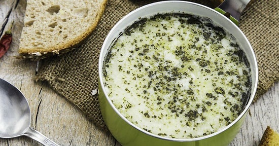 Yoğurt Çorbası Tarifi: İster Soğuk İster Sıcak Her Haline Bayıldığımız Yoğurt Çorbası Nasıl Yapılır?