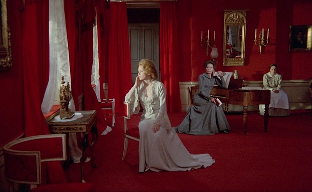 11. Çığlıklar ve Fısıltılar (1972) Viskningar och Rop