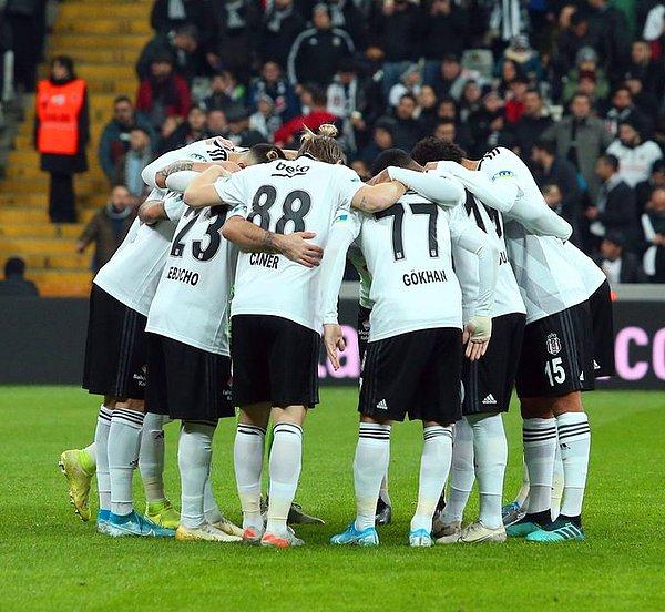 Son 7 maçının altısını kaybeden Beşiktaş ise 30 puanla 7. sırada kaldı
