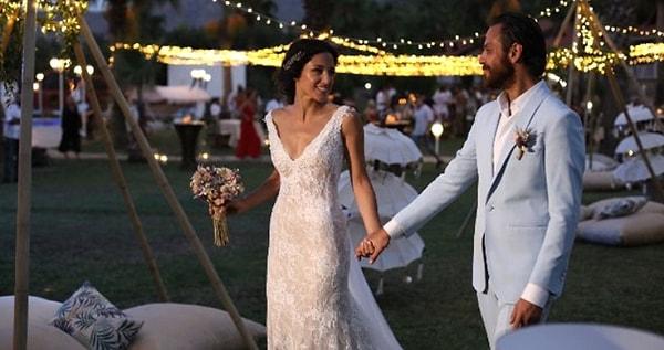 2018 yılında ise muhteşem bir düğünle dünya evine girdiler. Olympos Adrasan Koyu'nda festival tadında bir düğün yaparak birbirlerine 'evet' dediler.