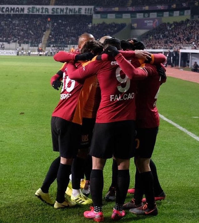 Golün asistini yapan Saracchi, Süper Lig'deki 2. maçında 2. asistini yaparken Emre Akbaba ise bu sezon forma giydiği 3 resmi maçta 3. kez ağları havalandırdı.